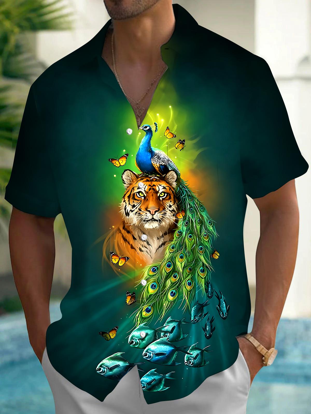 Peacock Tiger Fish Men's Pocket Short Sleeve Shirts
