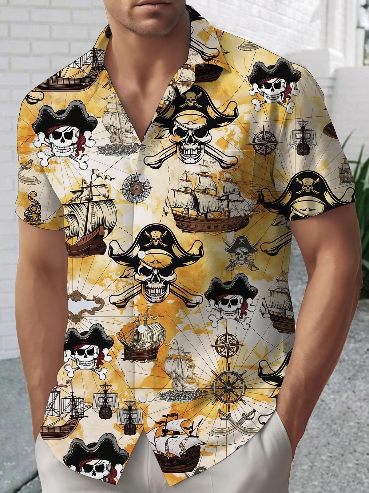 Pirate Skull Boat Print Men's Pocket Short Sleeve Shirts